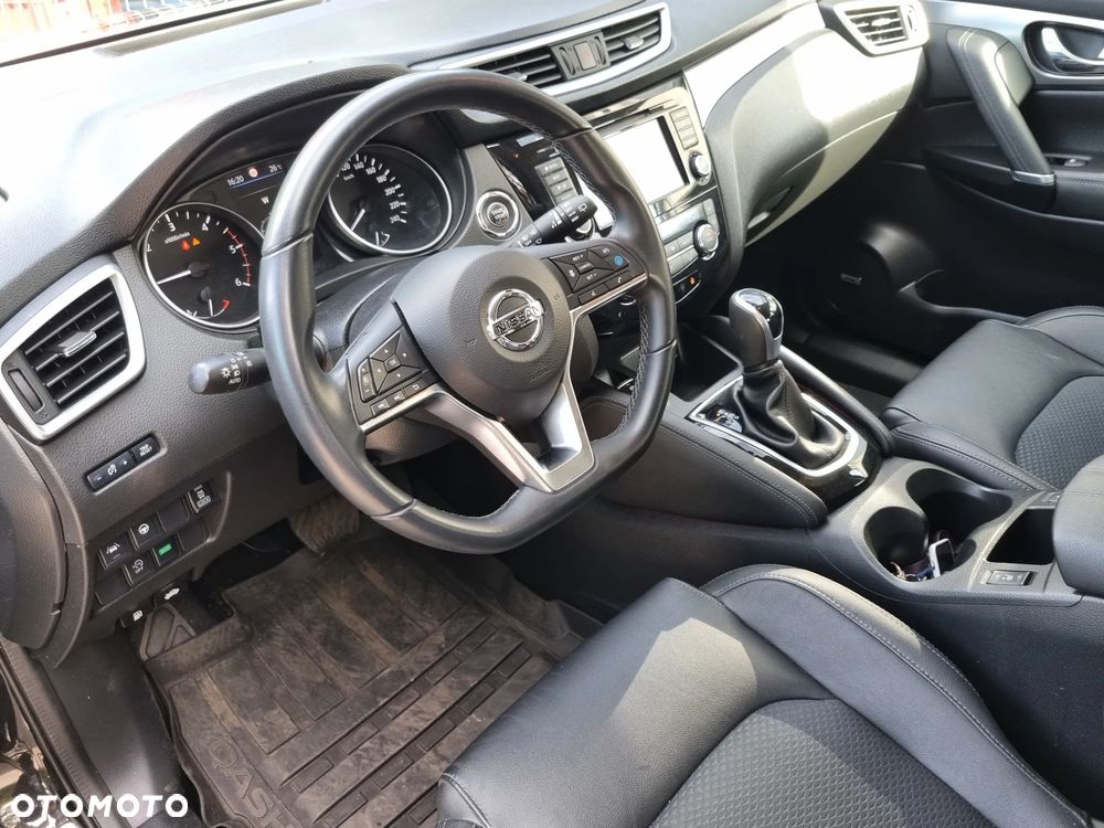 Nissan Qashqai 1.7 dCi 4x4 Tekna+ Xtronic - 13