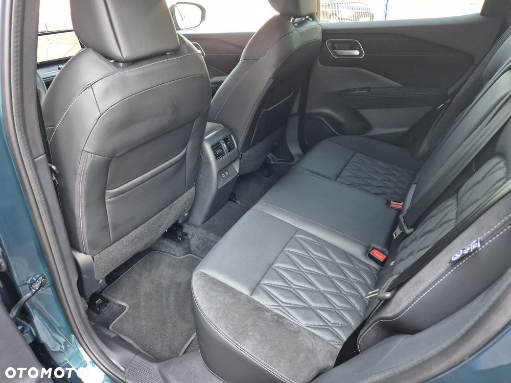 Nissan Qashqai 1.3 DIG-T DCT TEKNA+ - 22