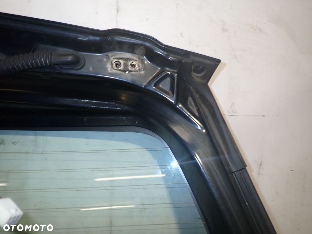 KLAPA TYŁ BAGAŻNIKA SUZUKI SPLASH 1.0 - 14