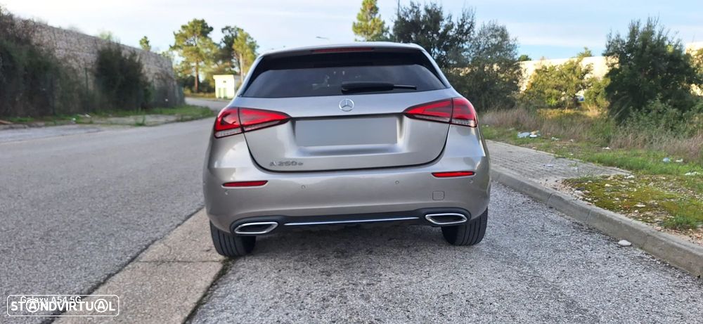 Mercedes-Benz A 250 e Progressive - 3