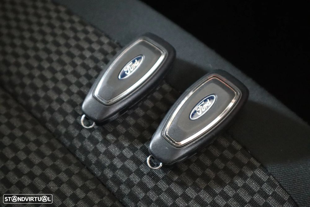 Ford Fiesta 1.0 EcoBoost ST-Line - 39