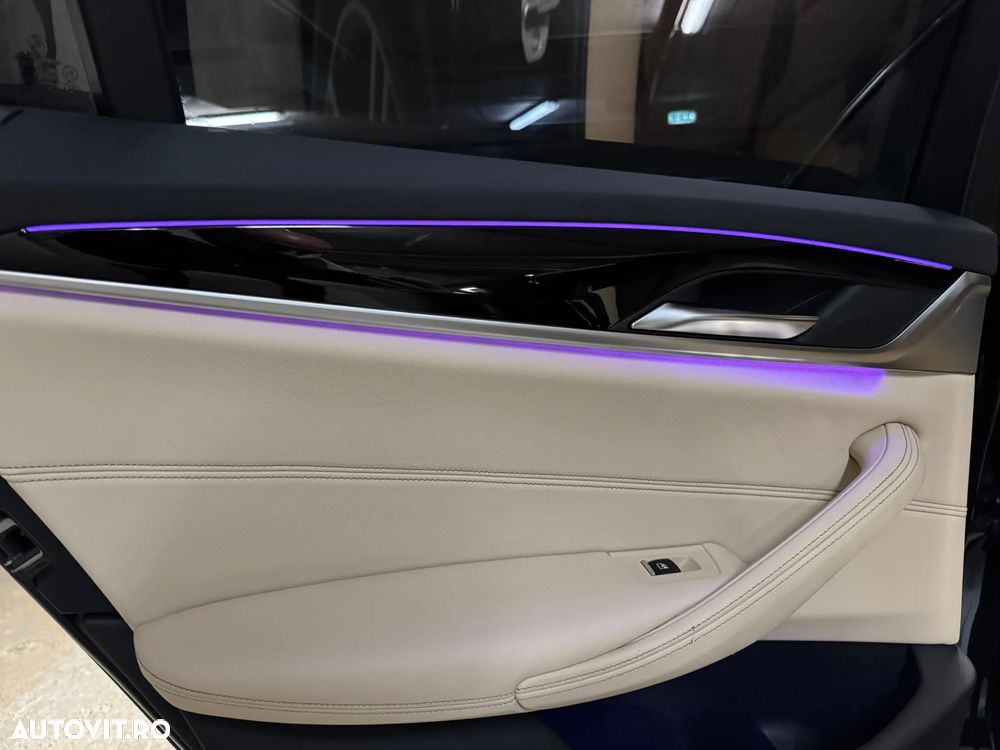 BMW Seria 5 520d AT MHEV - 25