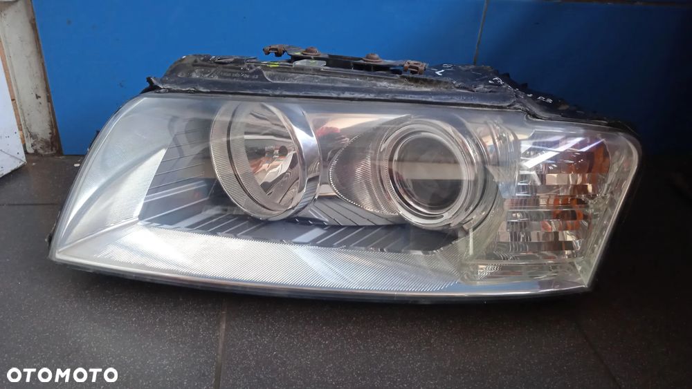 Lampa lewy przód Audi A8 D3 Xenon - 1