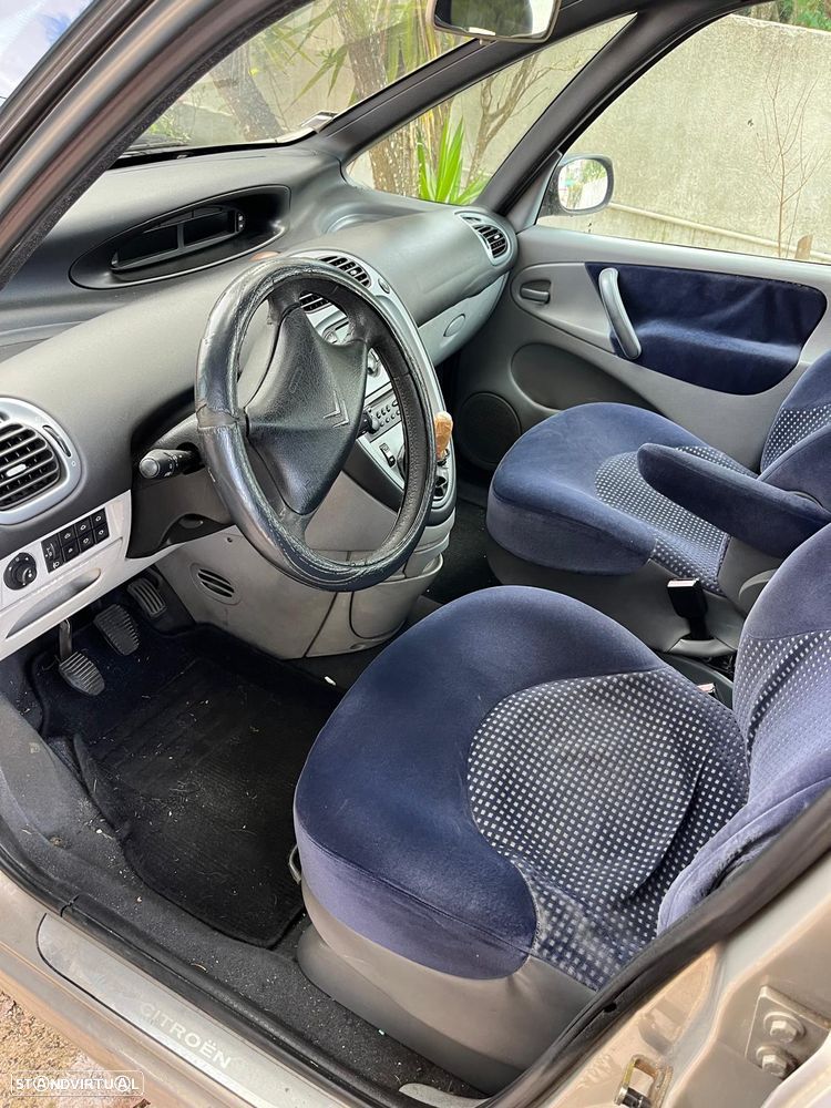 Citroën Xsara Picasso 1.6 Exclusive - 12