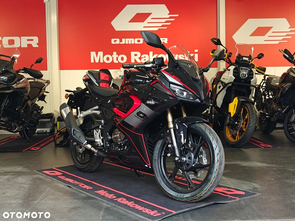 QJMOTOR SRK 125R - 1