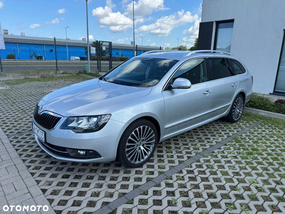 Skoda Superb 2.0 TDI 4x4 L&K DSG - 1