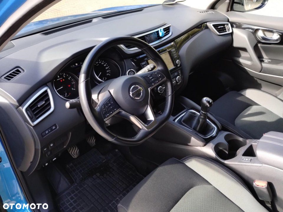Nissan Qashqai - 12