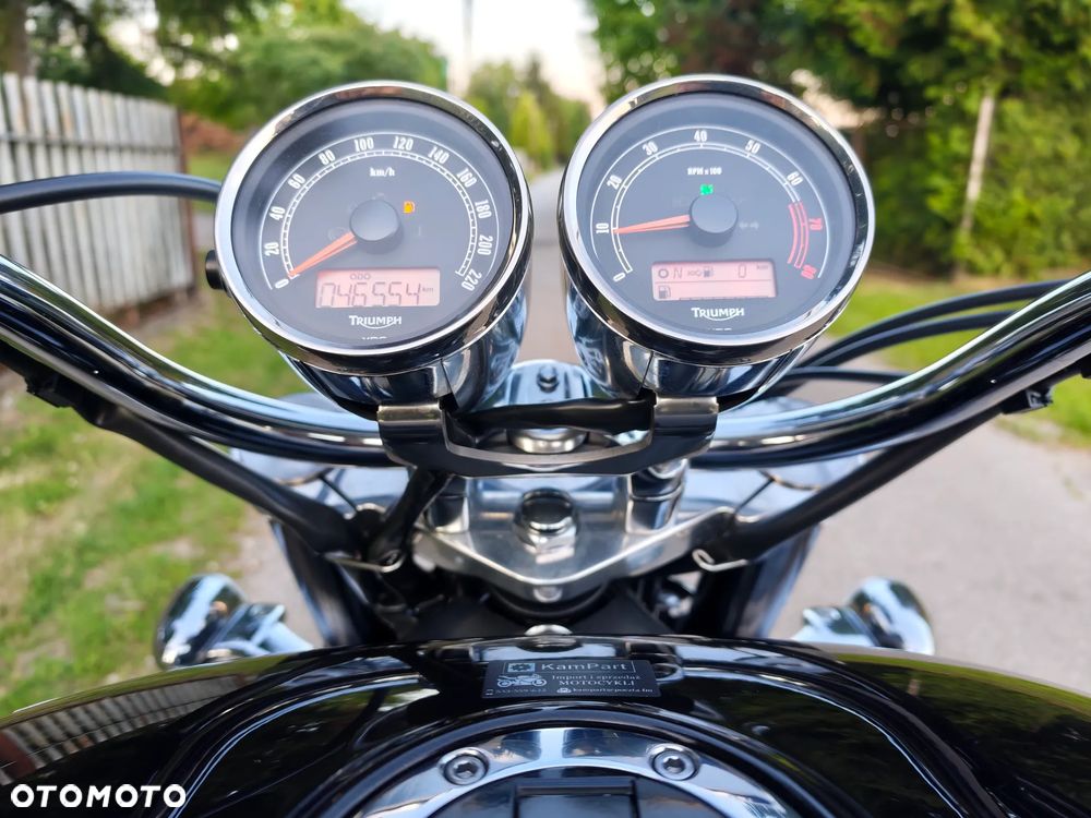 Triumph Rocket - 8