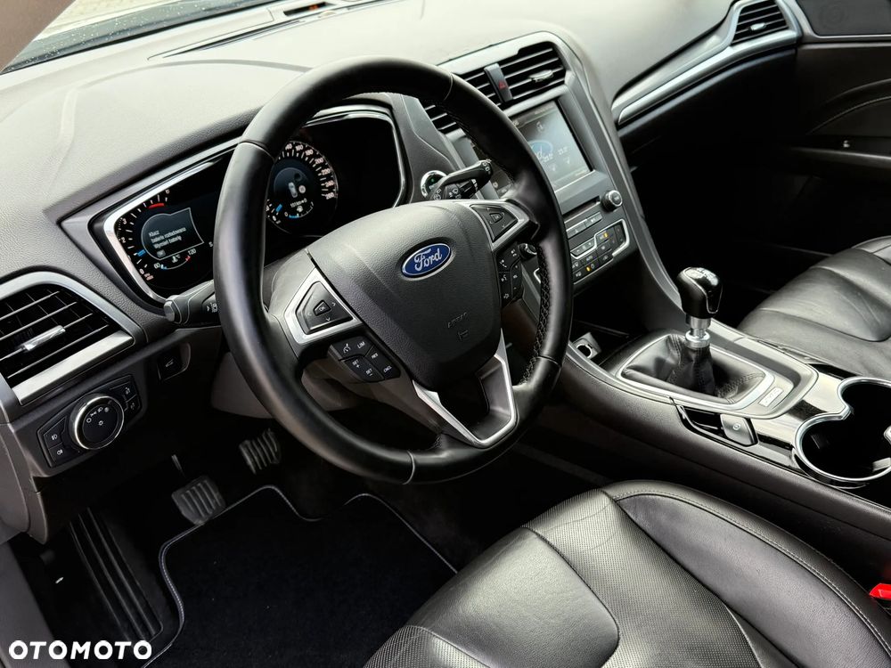 Ford Mondeo 2.0 TDCi Titanium - 23