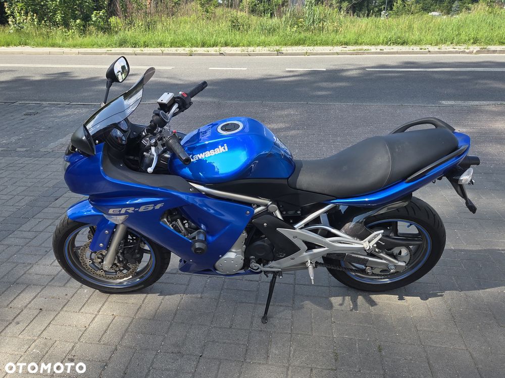 Kawasaki ER - 23
