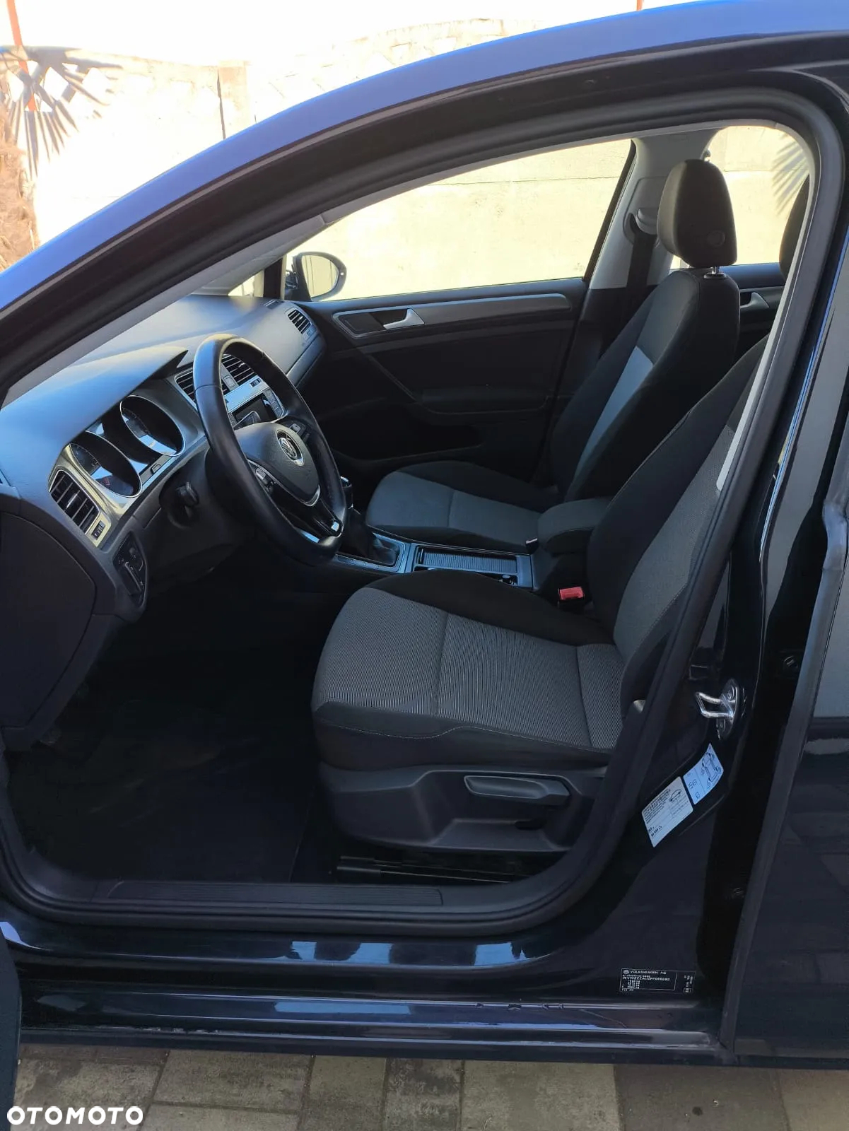 Volkswagen Golf 1.6 TDI BlueMotion Technology Comfortline - 15