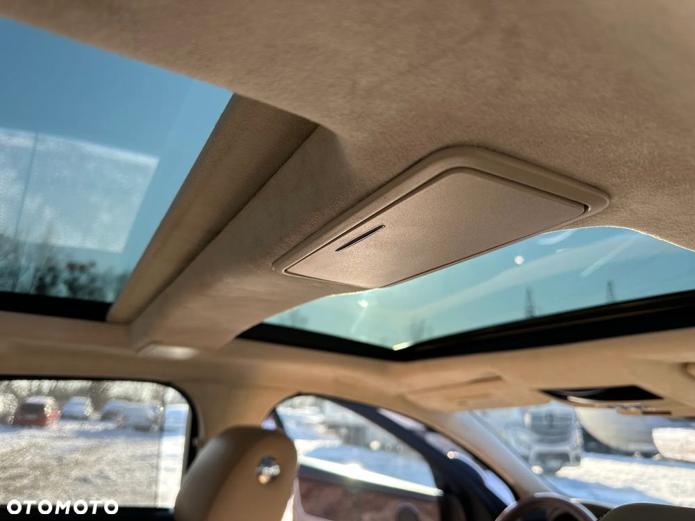 Jaguar XJ 3.0 T LWB AWD Portfolio - 17