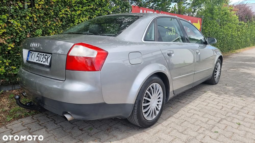 Audi A4 Limousine - 21