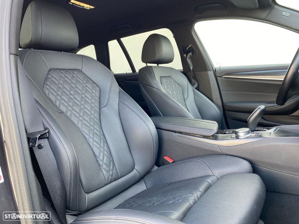 BMW 520 d Pack Desportivo M Auto - 17
