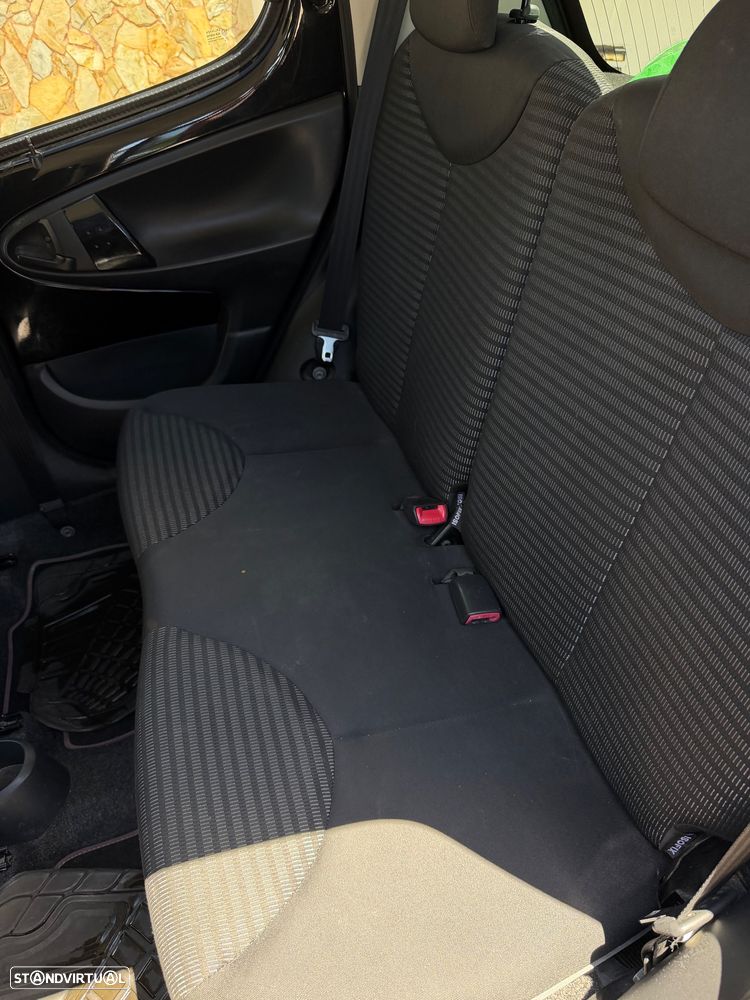 Peugeot 107 1.0 SE Envy - 7