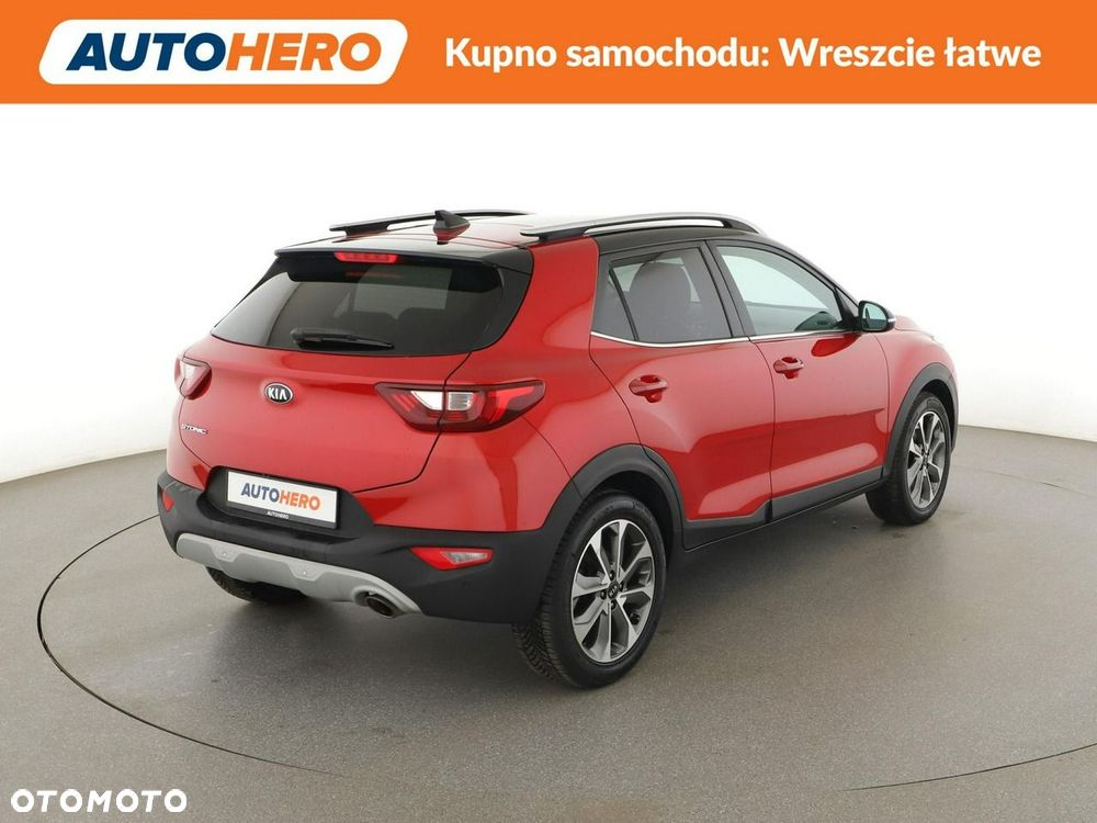 Kia Stonic 1.4 L - 8