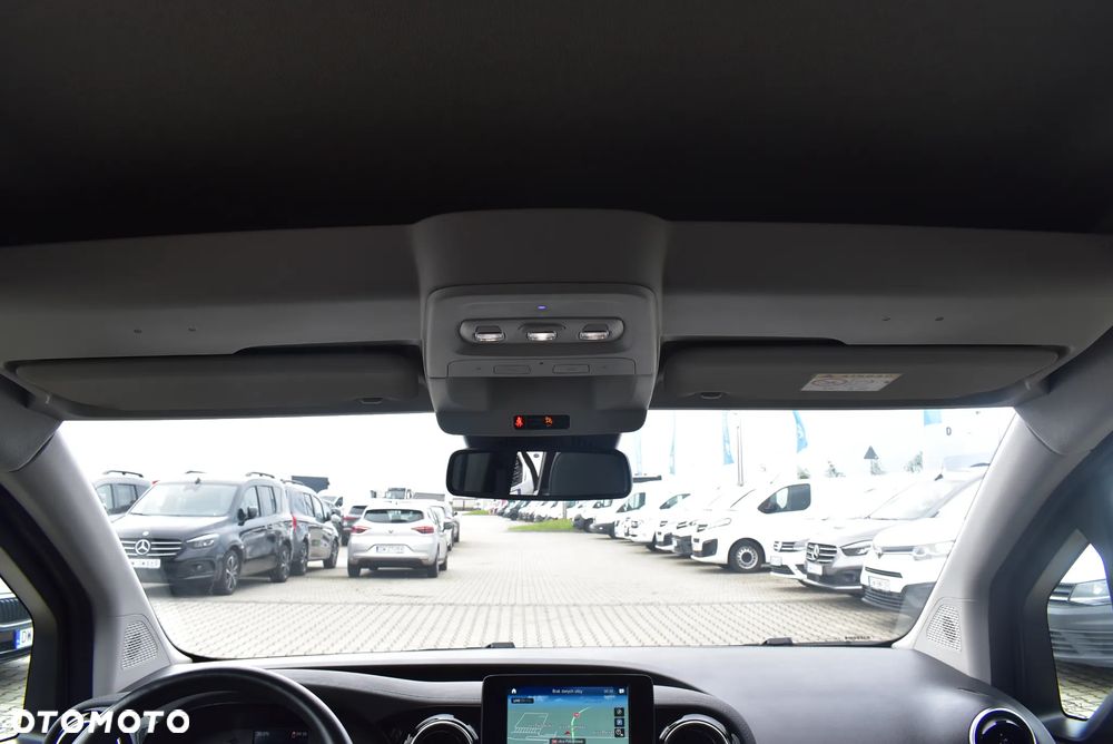 Mercedes-Benz Klasa T 180 d Progressive - 14