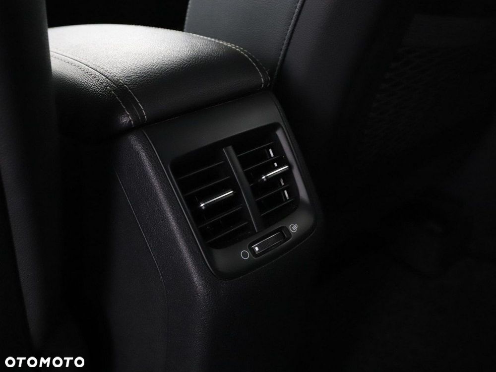 Kia Niro 1.6 GDI Plug-in Hybrid L - 40