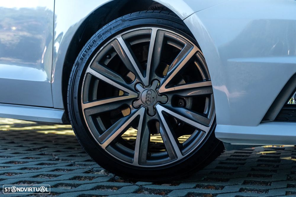 Audi A1 Sportback 1.4 TDI S-line - 23