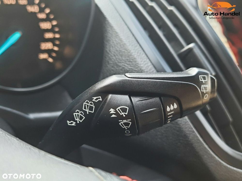 Ford Kuga 1.5 EcoBoost 2x4 ST-Line - 33