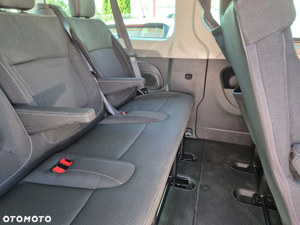 Renault Trafic - 22