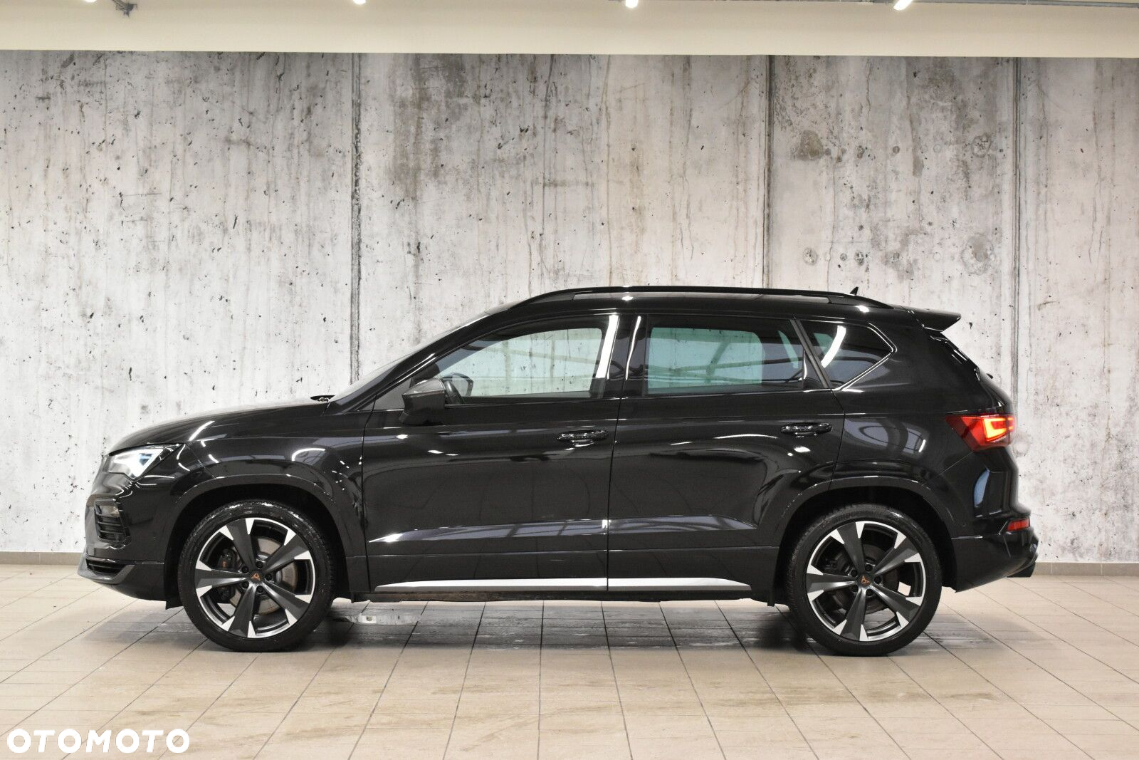Cupra Ateca 2.0 TSI 4Drive VZ DSG - 2