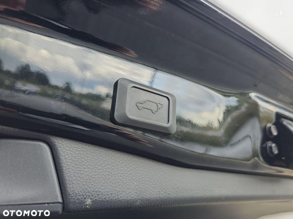Toyota RAV4 - 28