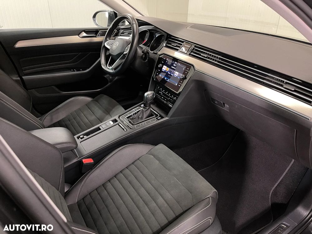 Volkswagen Passat 2.0 TDI DSG Highline - 11
