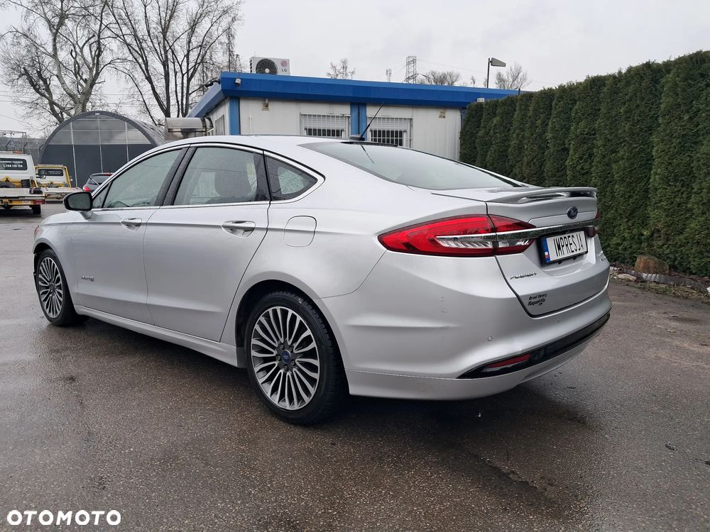 Ford Fusion - 3