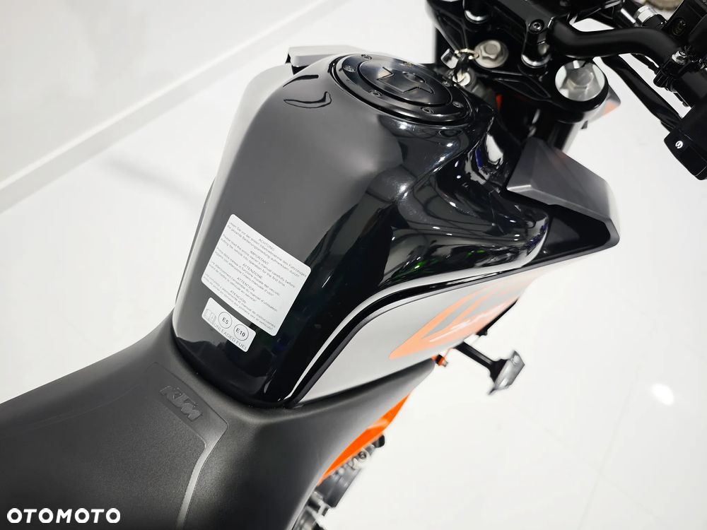 KTM Duke - 12