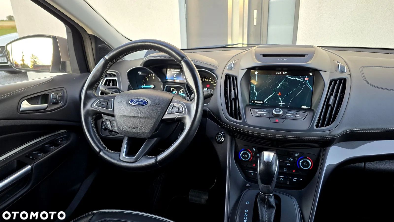 Ford Kuga Vignale 2.0 TDCi AWD - 23