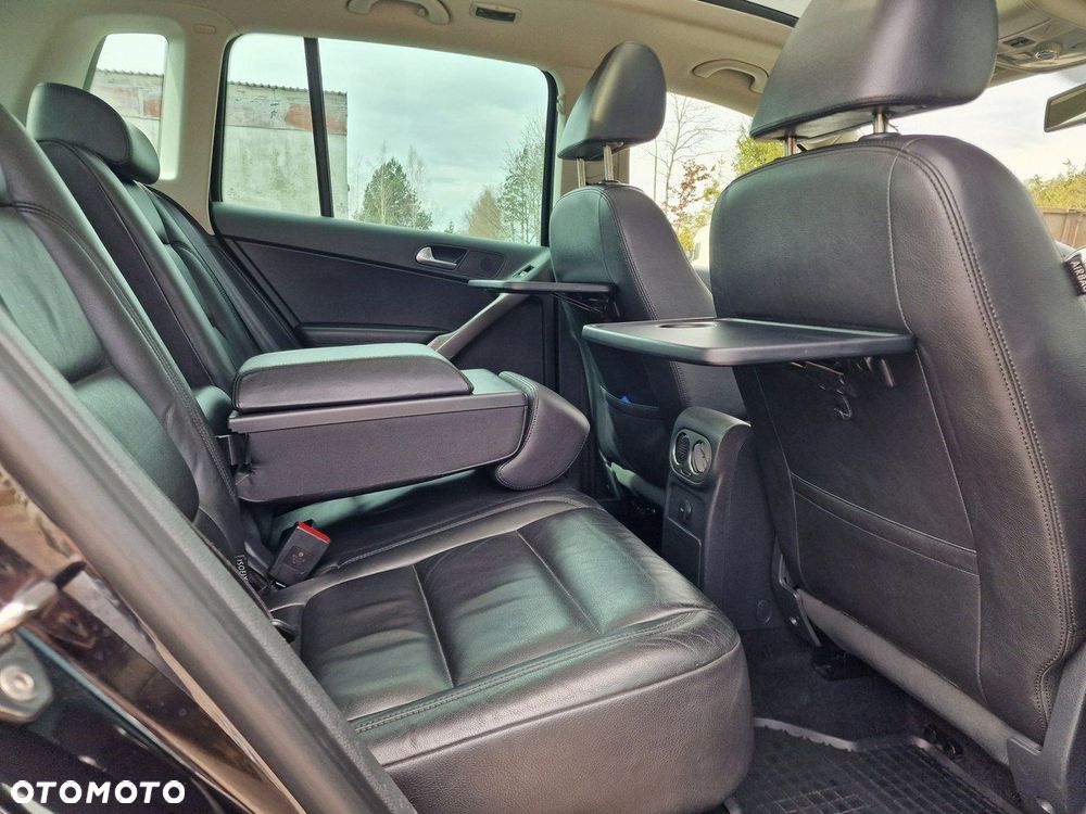 Volkswagen Tiguan 2.0 TDI DPF 4Motion BlueMotion Technology DSG Exclusive - 19