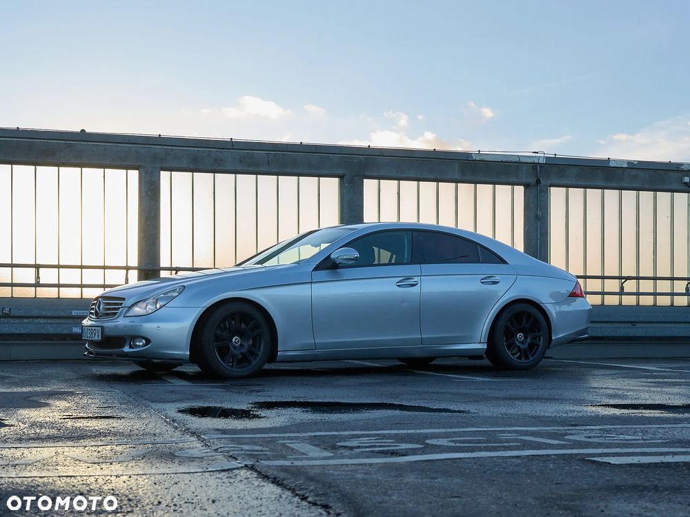 Mercedes-Benz CLS 350 CGI - 15