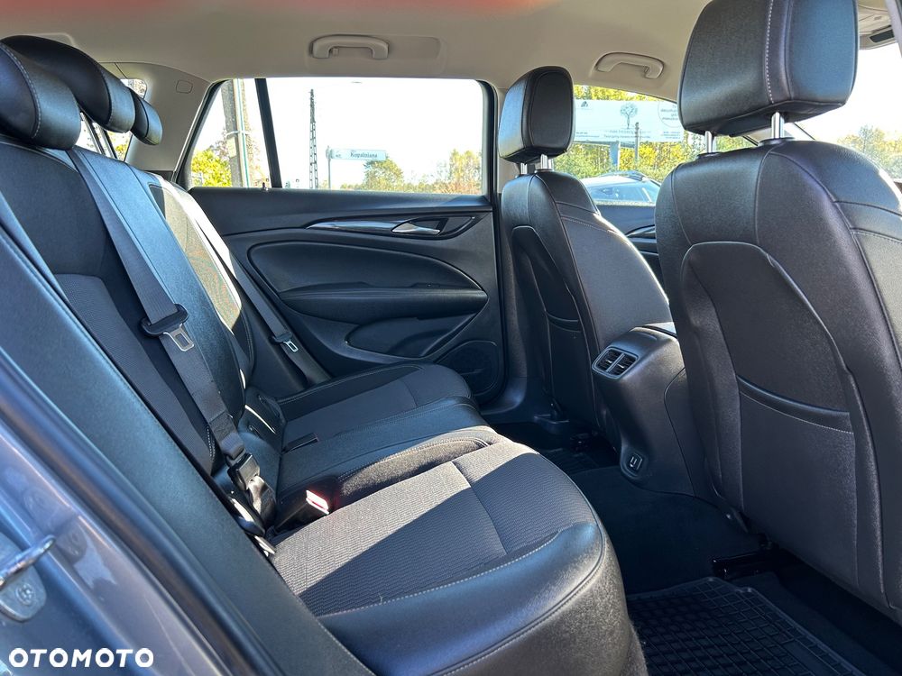 Opel Insignia 1.5 T Innovation S&S - 19