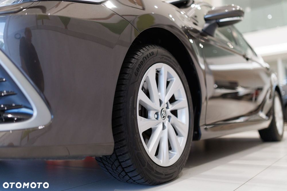 Toyota Camry 2.5 Hybrid Comfort CVT - 14