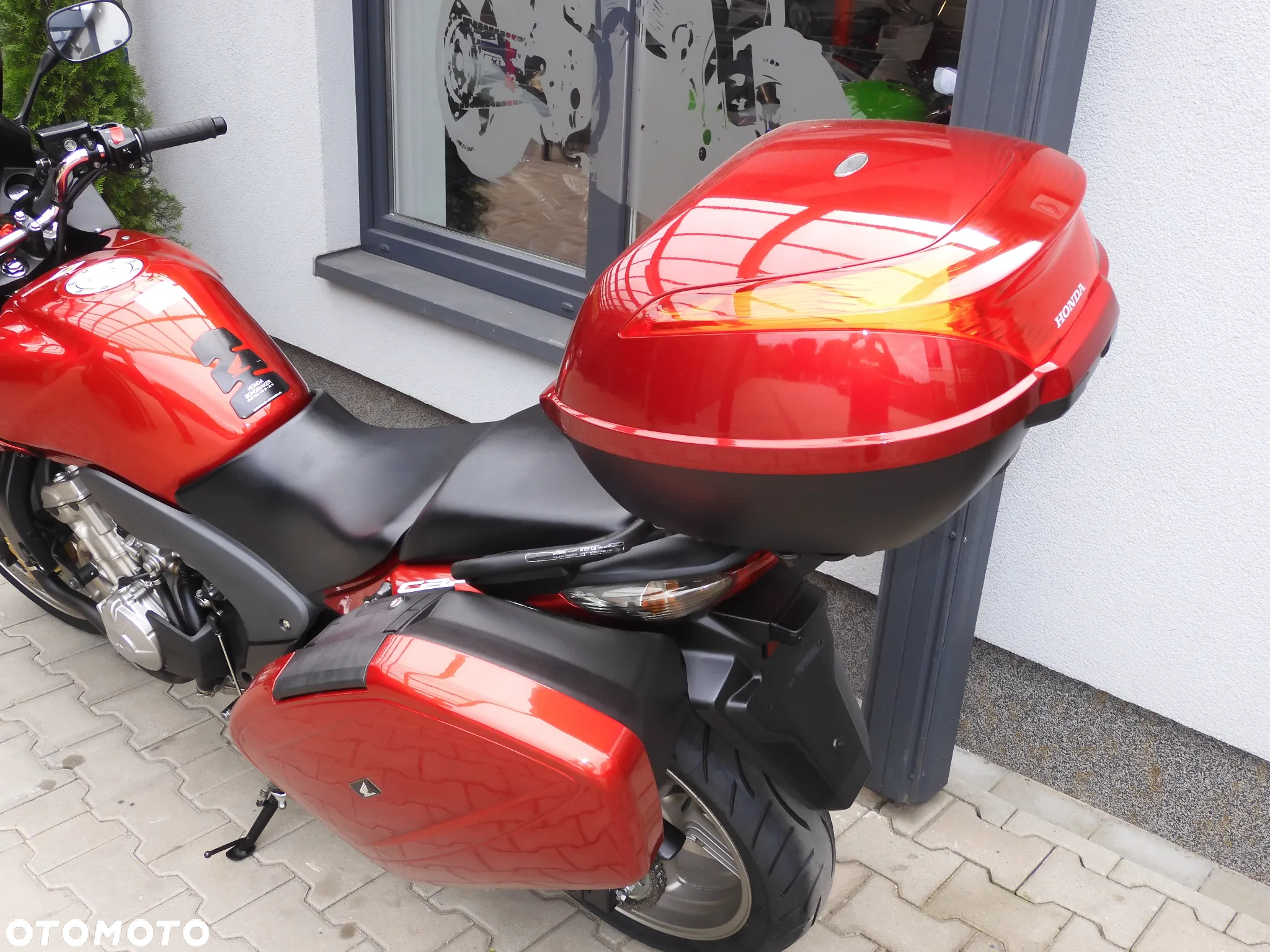 Honda CBF - 32