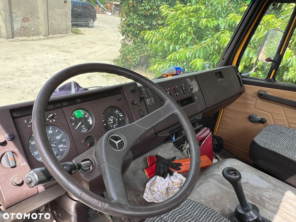 Mercedes-Benz 809 - 11