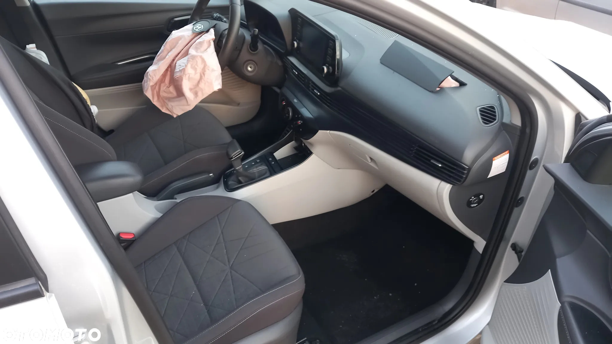 Hyundai Bayon - 5