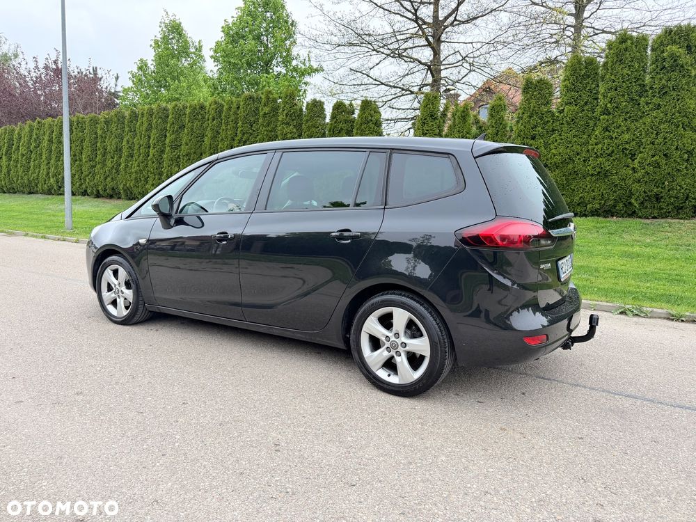 Opel Zafira - 16