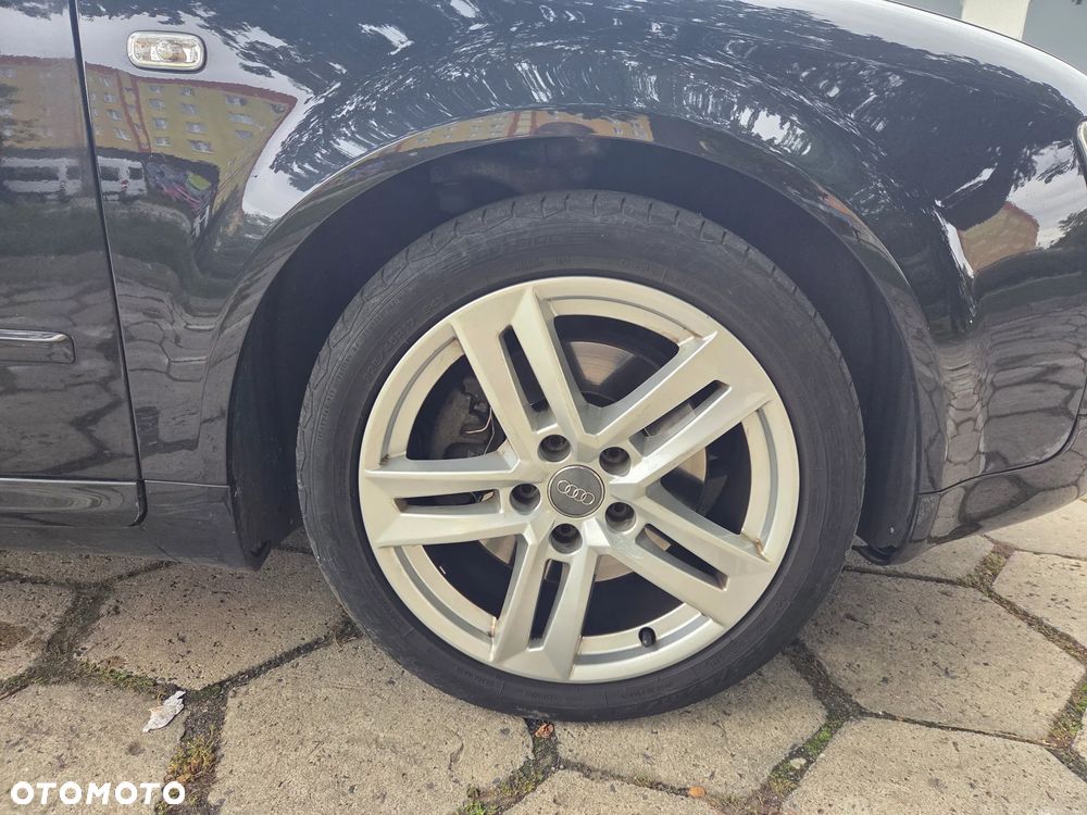 Audi A4 Avant 1.8T Quattro - 7