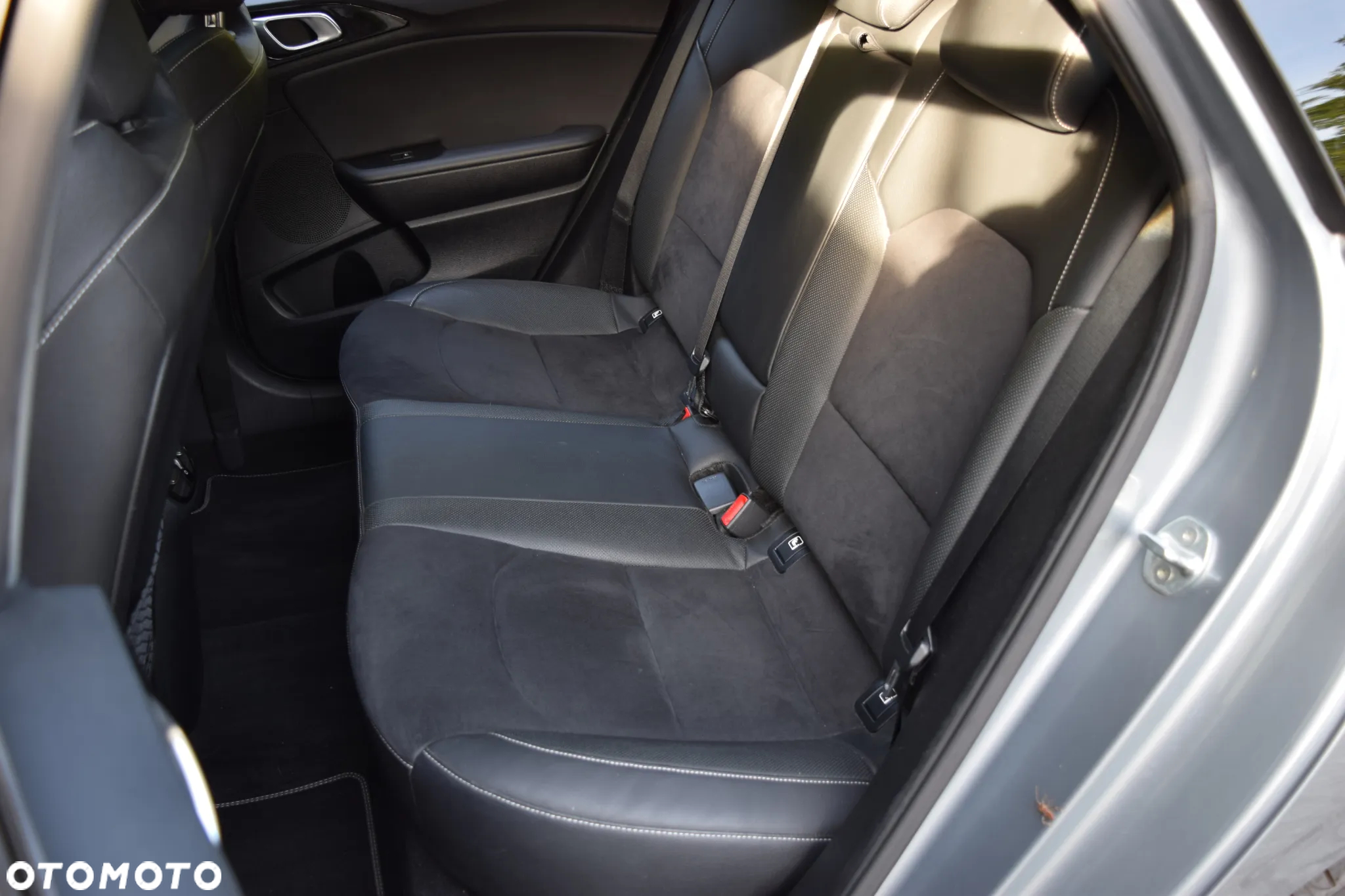 Kia Ceed 1.5 T-GDI DCT7 OPF GT Line - 22