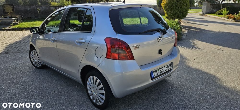 Toyota Yaris - 3