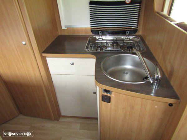 Challenger Genesis 36 Cama Francesa e Cama Basculante - 11
