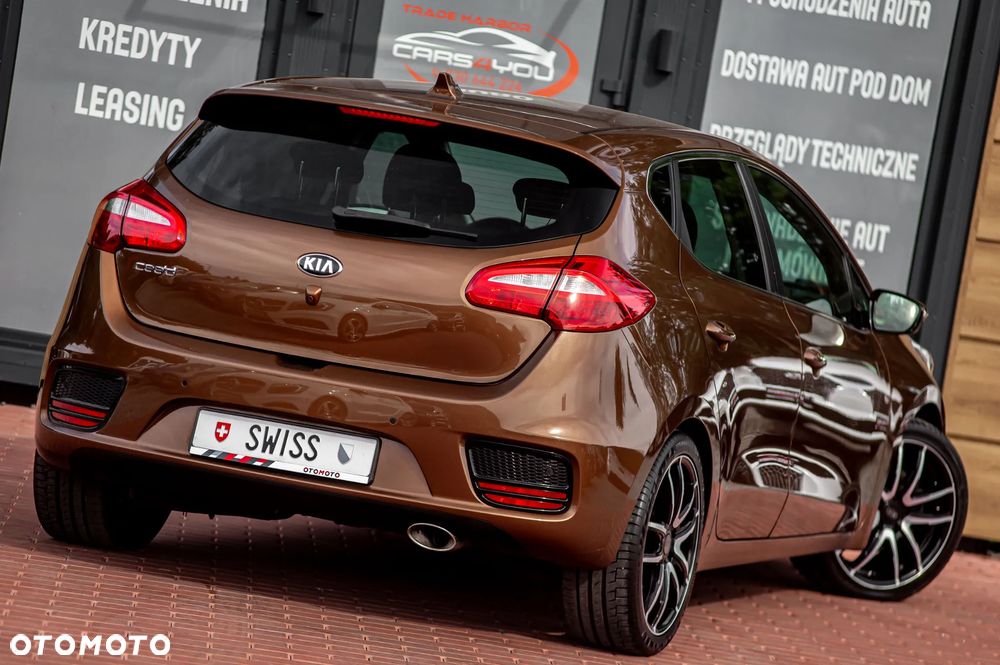 Kia Ceed 1.6 GDI DCT Vision - 13