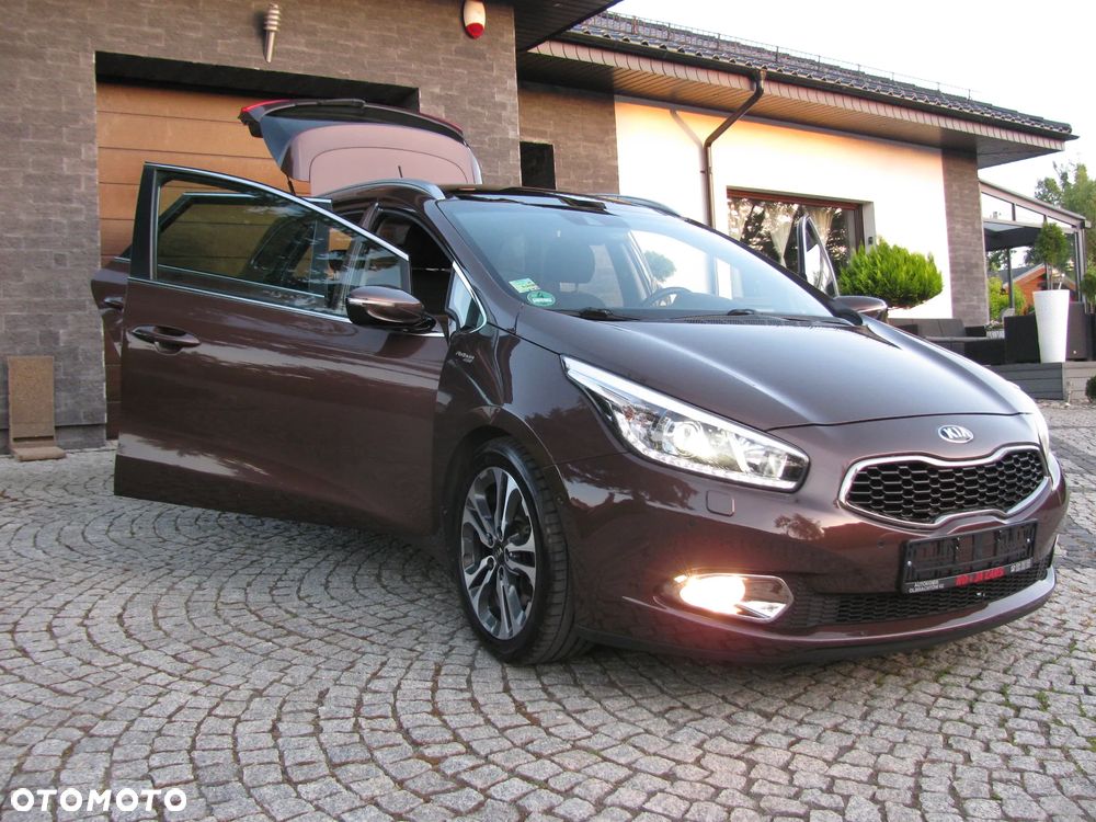 Kia Ceed 1.6 GDI DCT Platinum Edition - 9