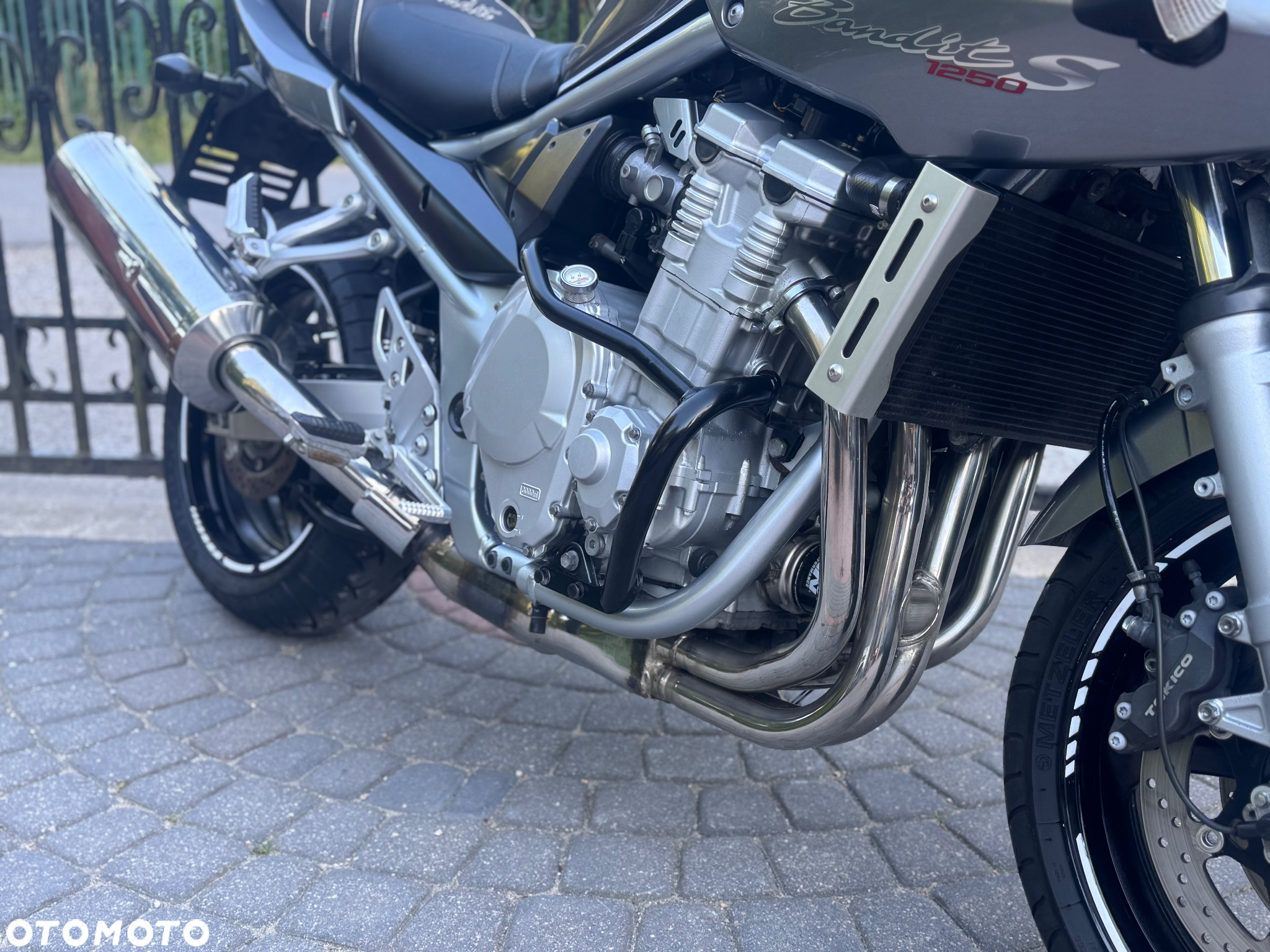 Suzuki Bandit - 12
