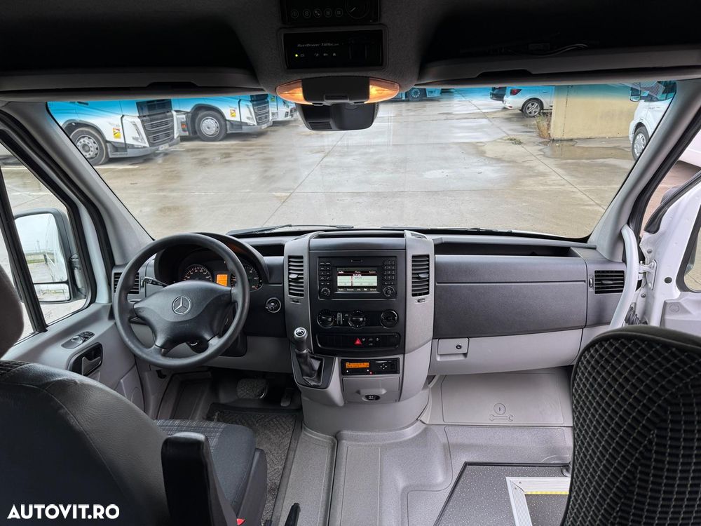 Mercedes-Benz Sprinter 516 CDI - 11