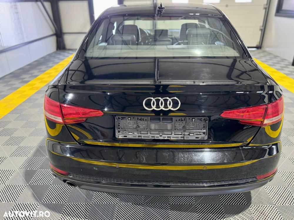 Audi A4 2.0 TDI S tronic Sport - 4