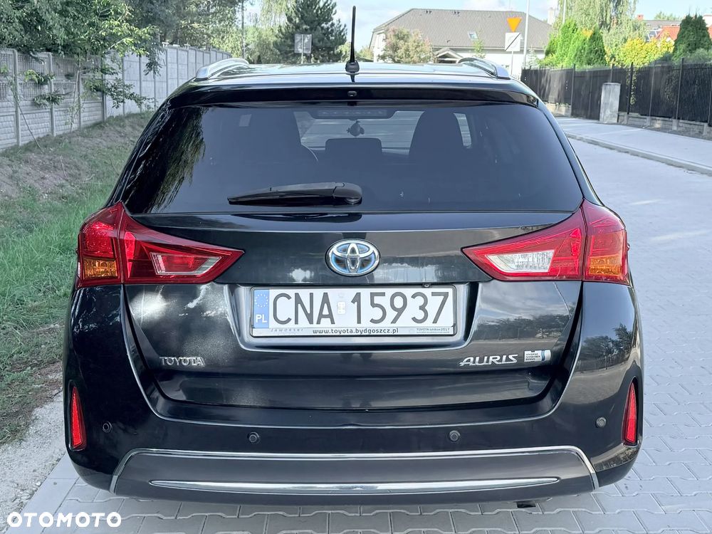 Toyota Auris 1.8 HSD Prestige - 6