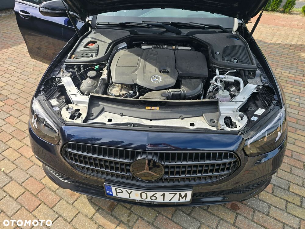 Mercedes-Benz Klasa E 350 - 23